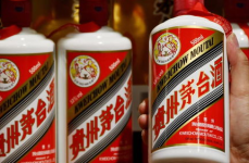 茅台股份,传承与创新，铸就民族白酒品牌辉煌