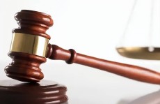 28寸等于多少厘米深圳女子高铁遭28寸行李箱砸伤索赔案法院判决结果！